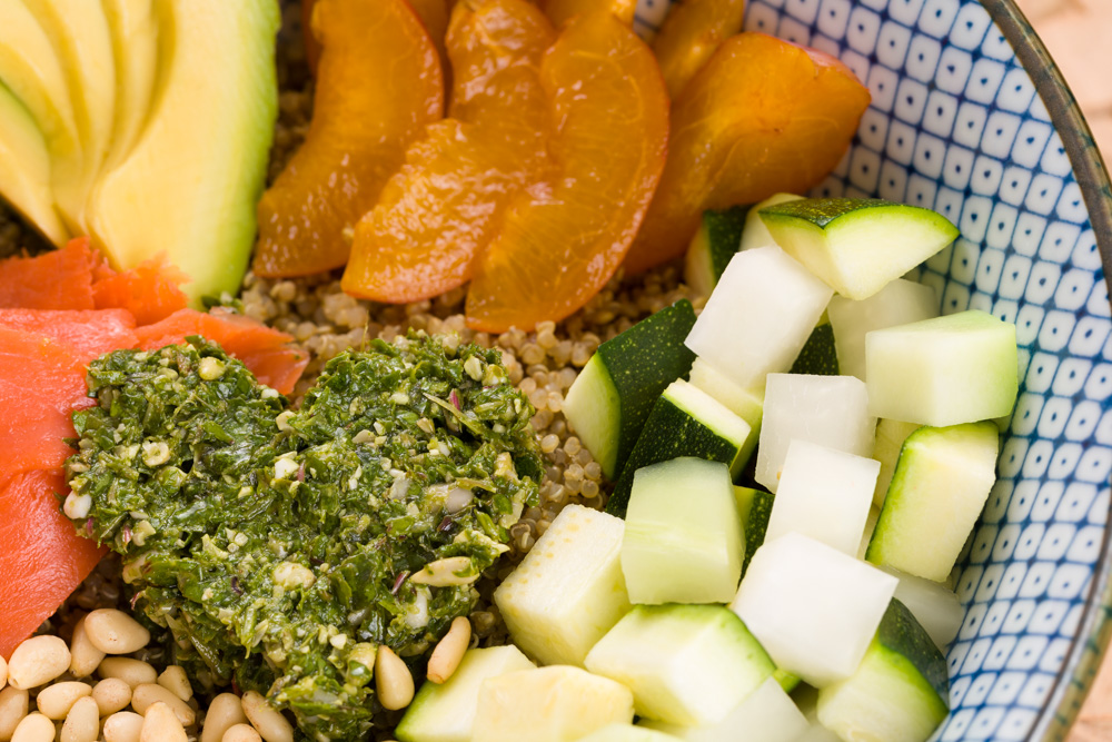 Quinoa bowl avocat-saumon