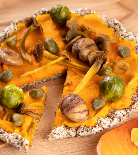 Pizza automnale à la courge et aux chanterelles